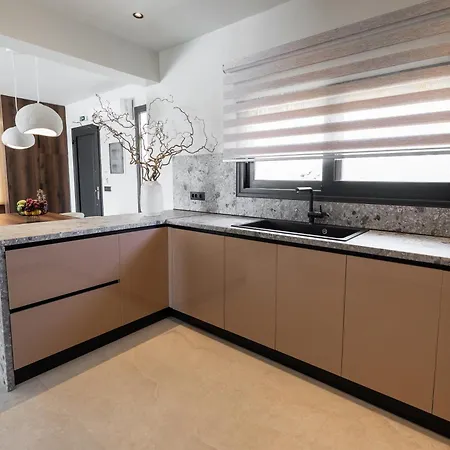 Celeste Luxury Villa *