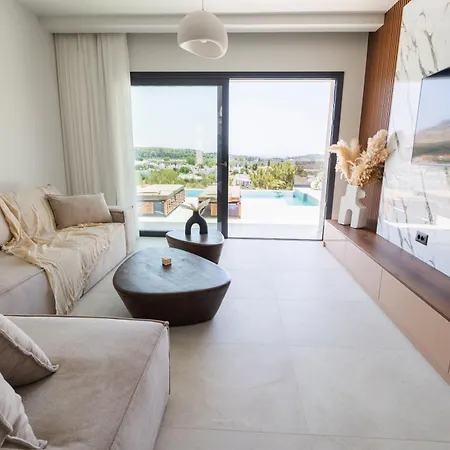 Celeste Luxury * Lardos