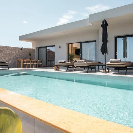 Celeste Luxury Lardos
