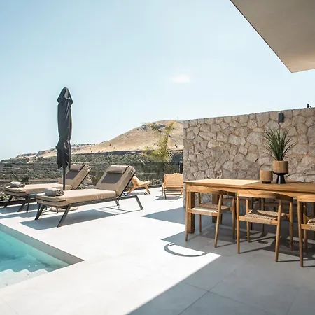 Celeste Luxury * 라도스