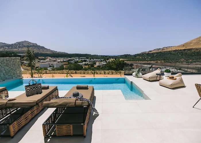 Celeste Luxury * Lardos