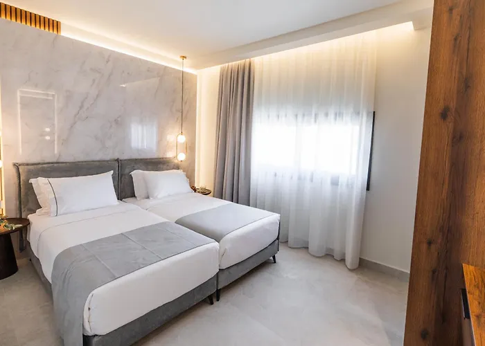 Celeste Luxury Lardos