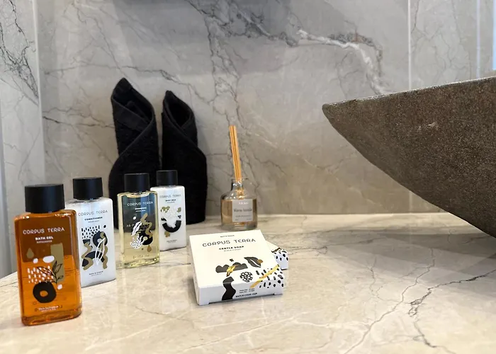 Celeste Luxury * Lardos