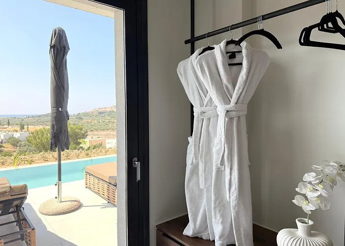 Celeste Luxury וילה לרדוס